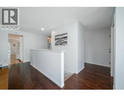 3pc Ensuite bath - 110 Wyndham Crescent, Kelowna, BC V1V1Z2 Photo 11