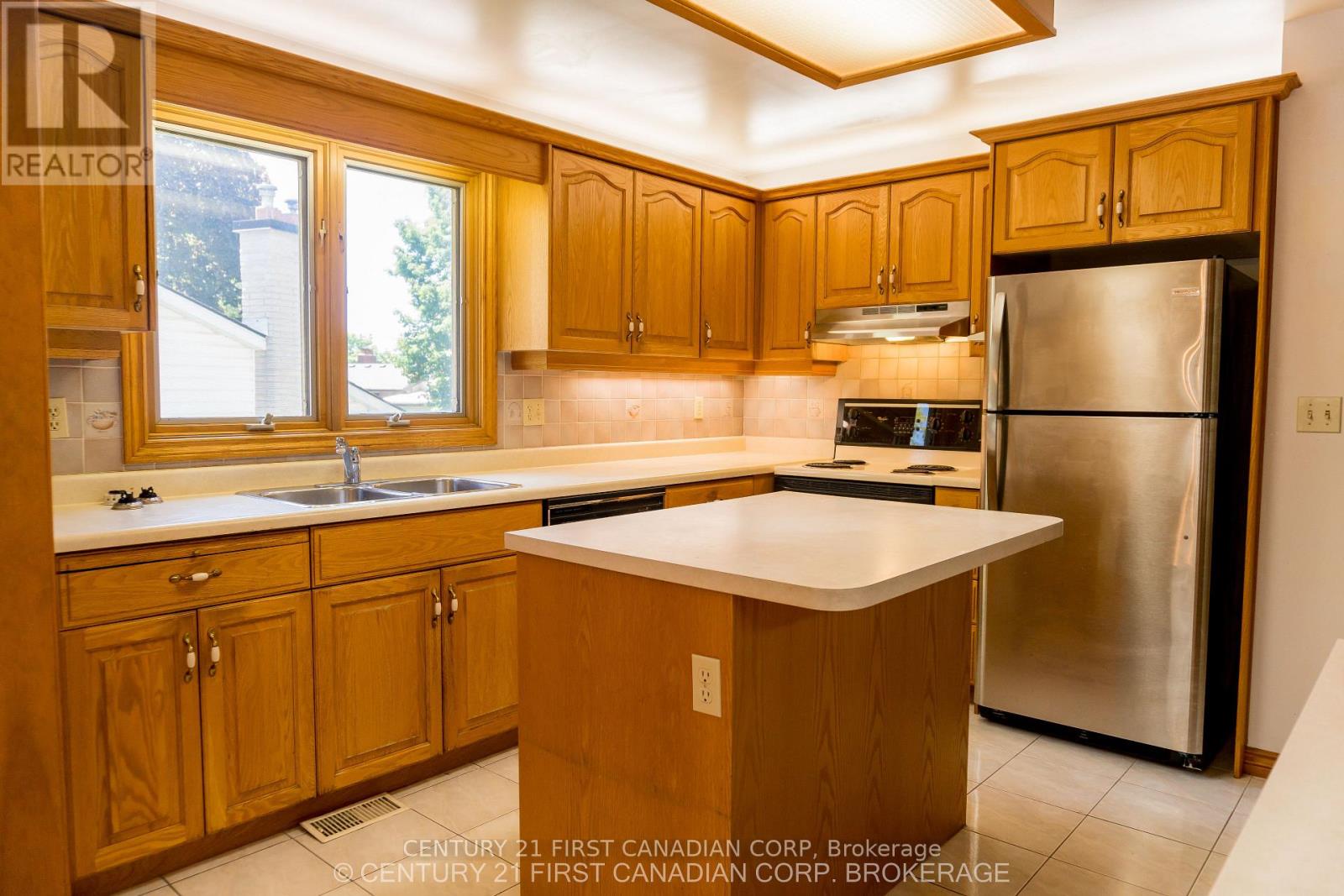 1095 PRINCE GEORGE ROAD - 20