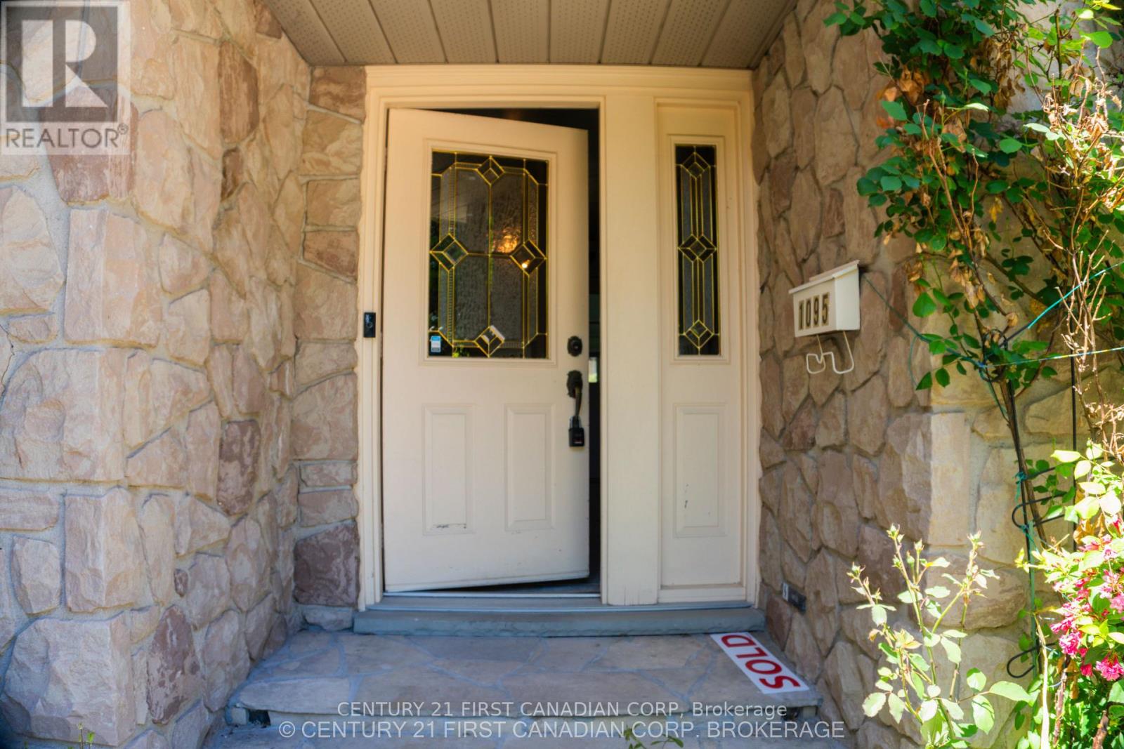 1095 PRINCE GEORGE ROAD - 5