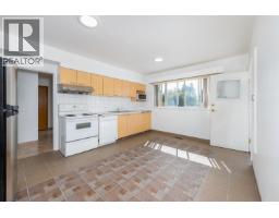 5655 Lancaster Street, Vancouver, BC V5R4A6 Photo 12