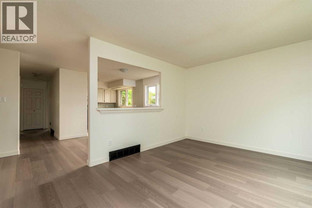 4821 48 Street - Image 5