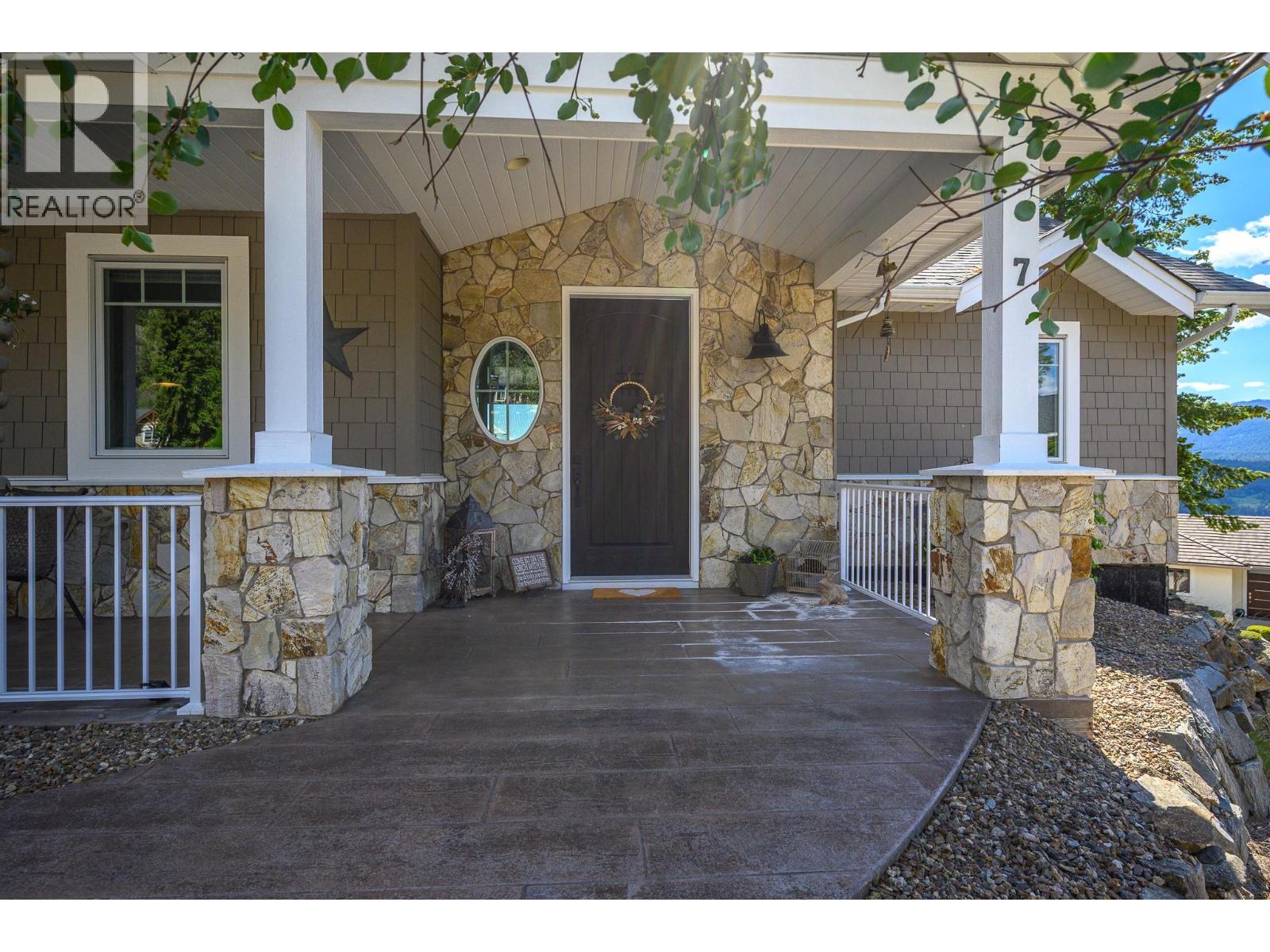 #7 9196 Tronson Road - 9