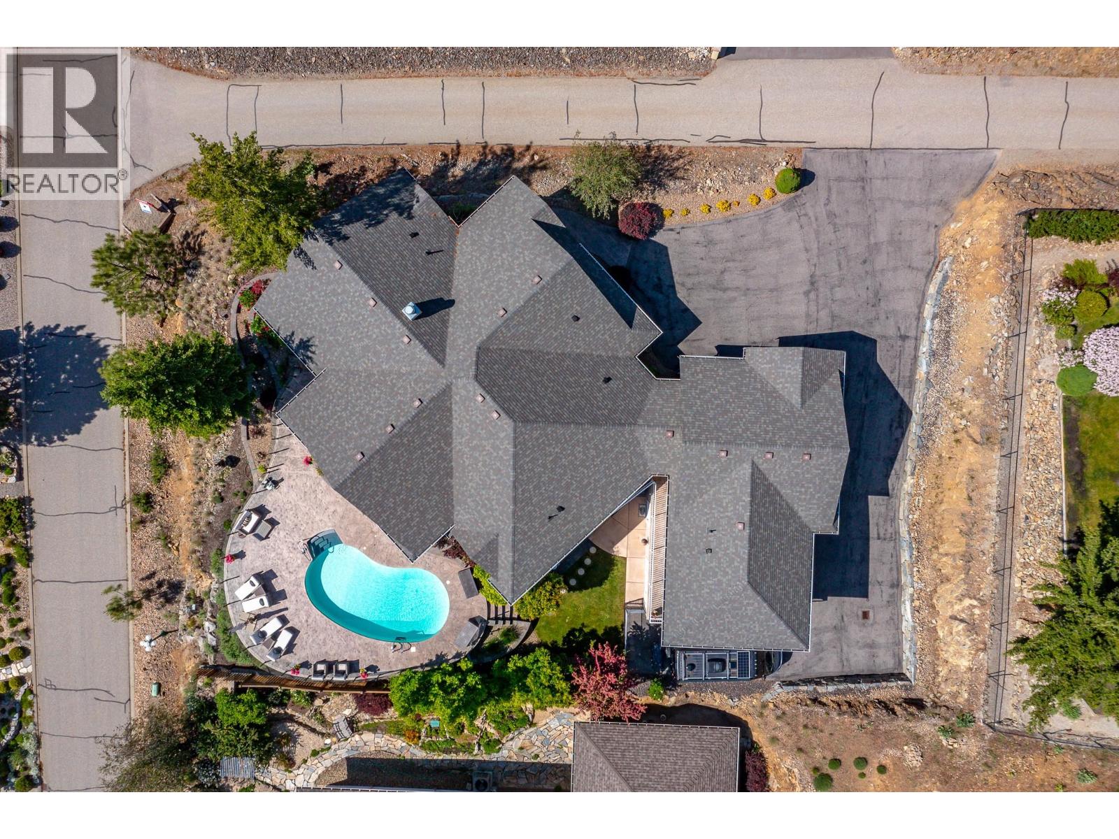 #7 9196 Tronson Road - 63