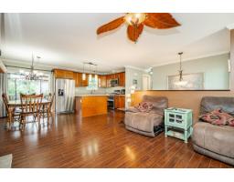 8015 Caribou Street, Mission, BC V2V5R1 Photo 10