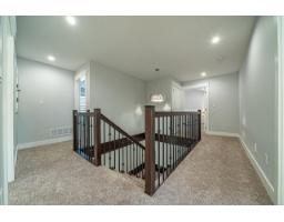 18070 67 Avenue, Surrey, BC V3S8C3 Photo 18