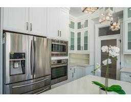 18070 67 Avenue, Surrey, BC V3S8C3 Photo 14