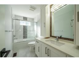 18070 67 Avenue, Surrey, BC V3S8C3 Photo 17