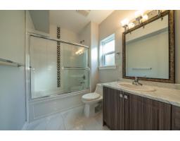 18070 67 Avenue, Surrey, BC V3S8C3 Photo 35