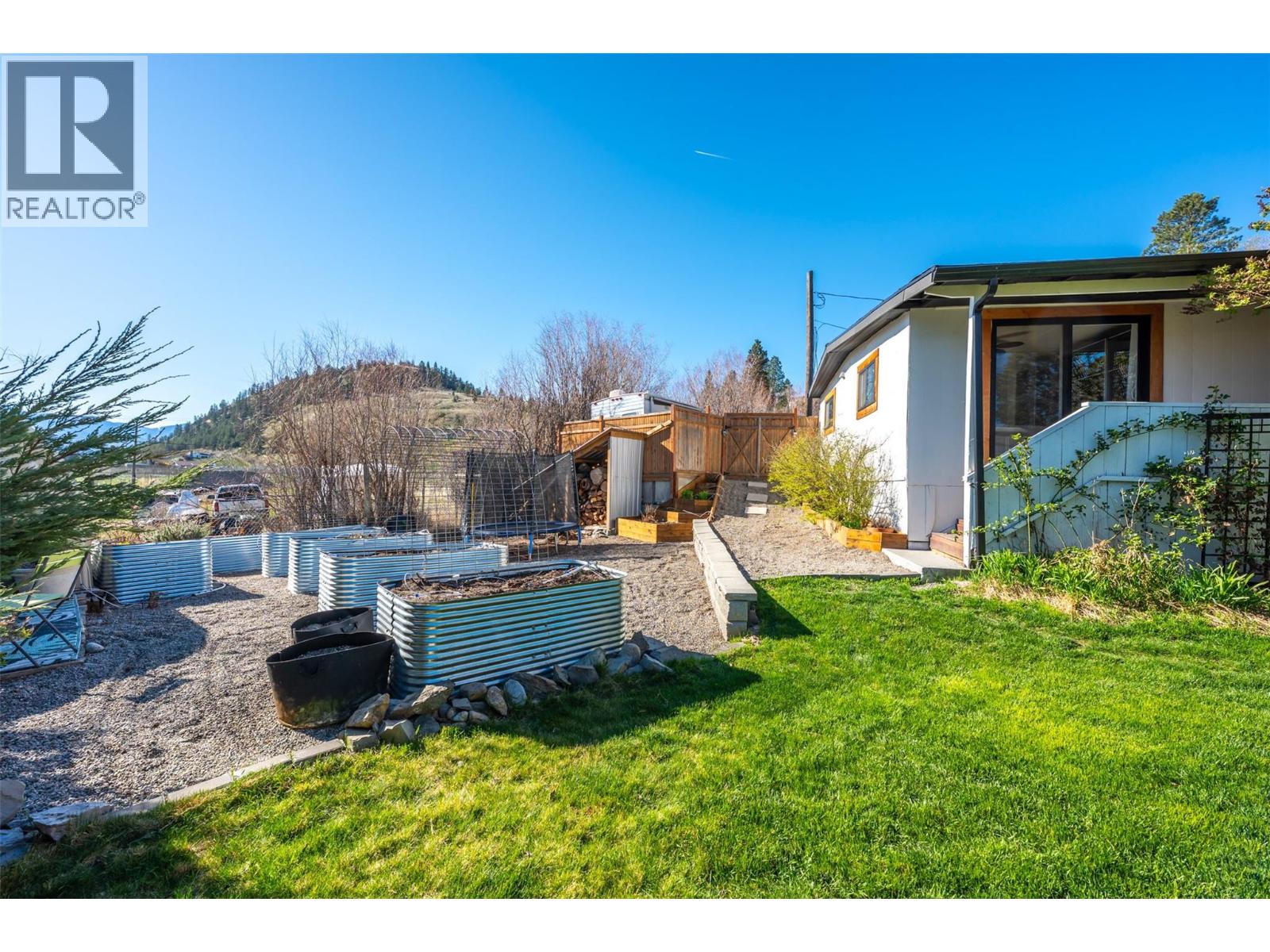 141 CYPRESS Avenue - 70