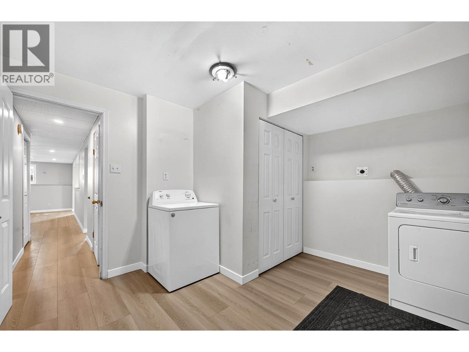 658 COURTENAY Crescent - 28