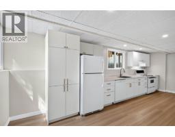 658 Courtenay Crescent, Kamloops, BC V2B1Z6 Photo 23
