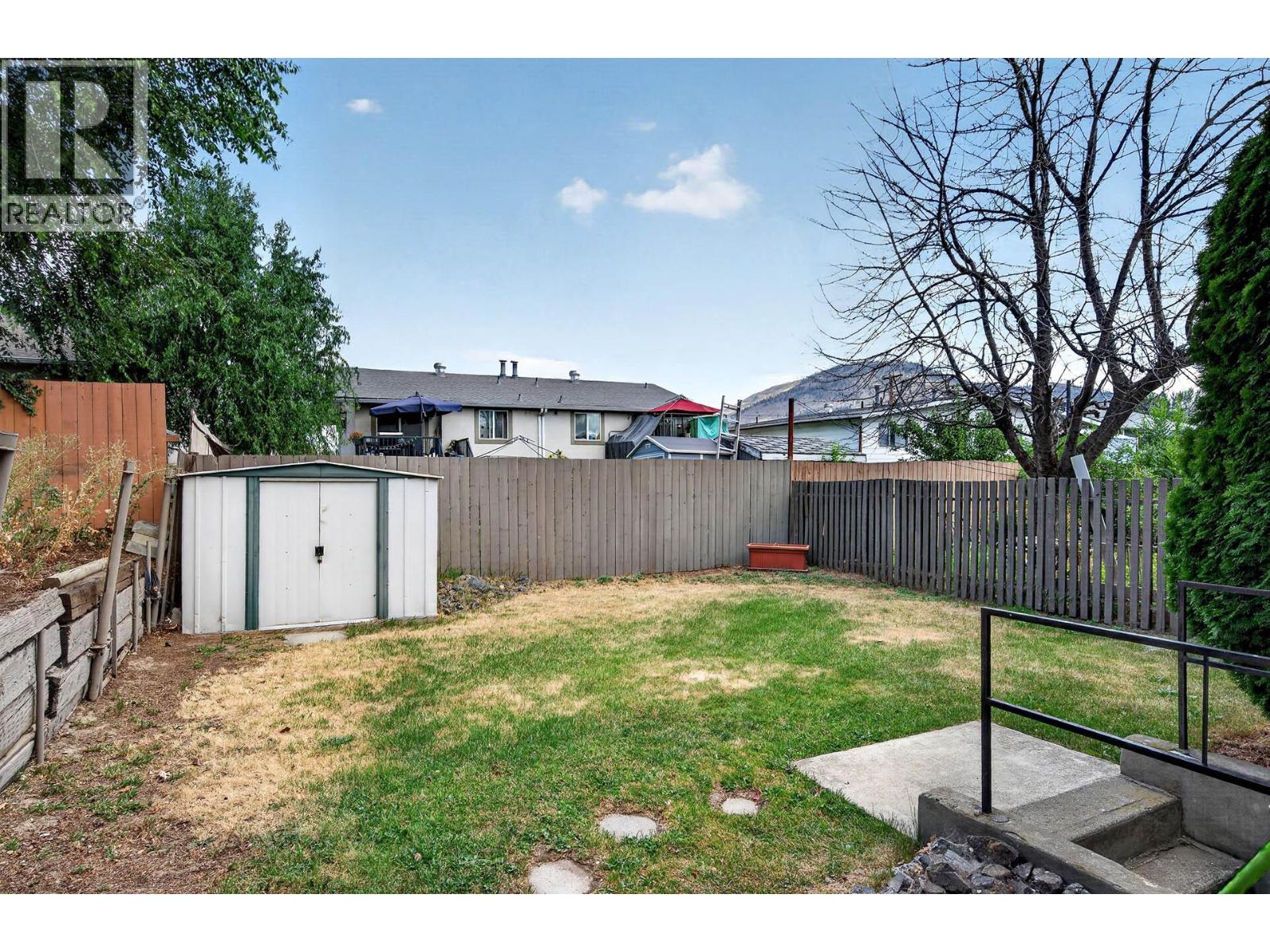 658 COURTENAY Crescent - 33