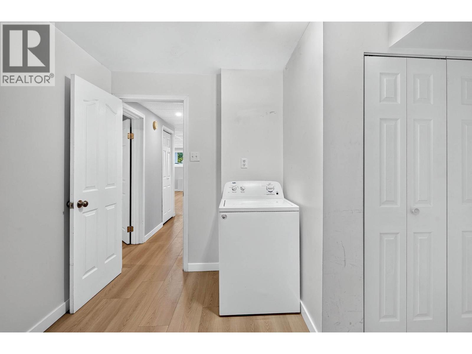 658 COURTENAY Crescent - 29