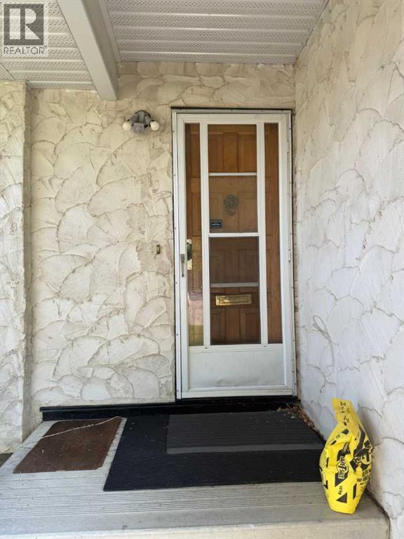 1317 Huron Place South