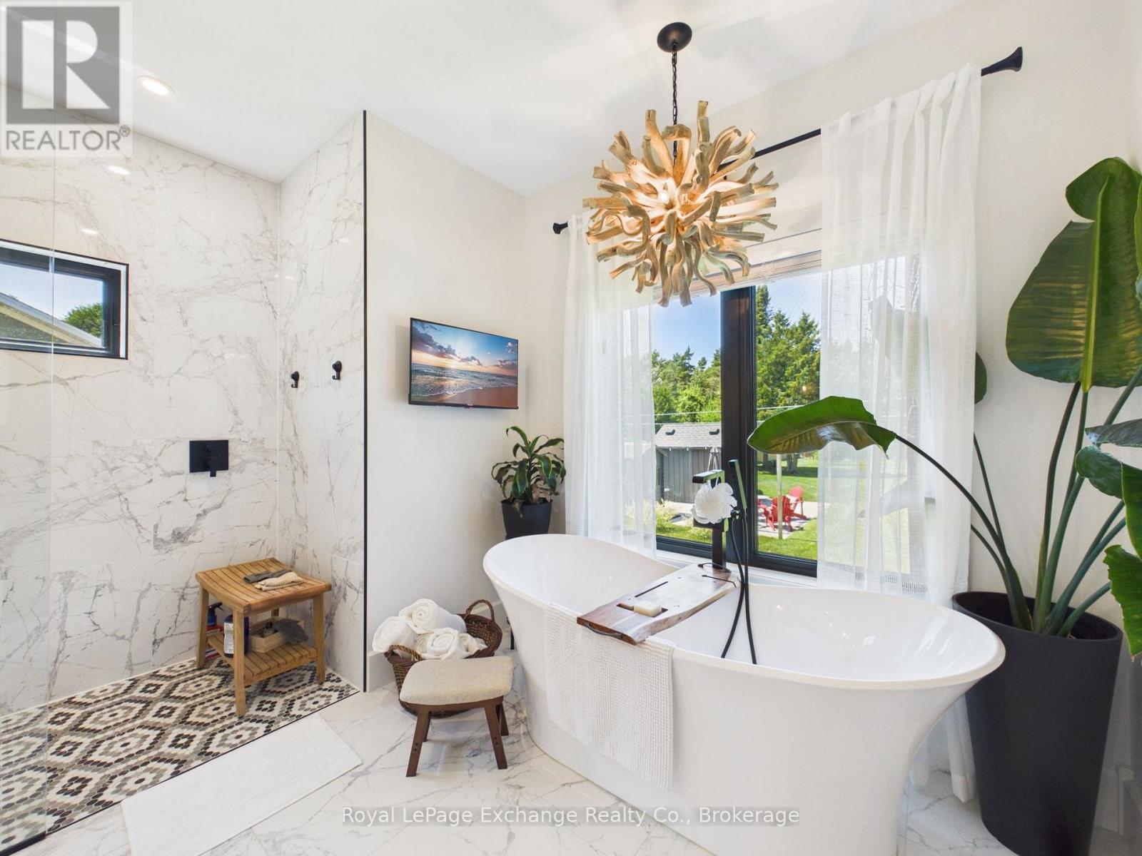13 ROBBIE LANE - Image 21