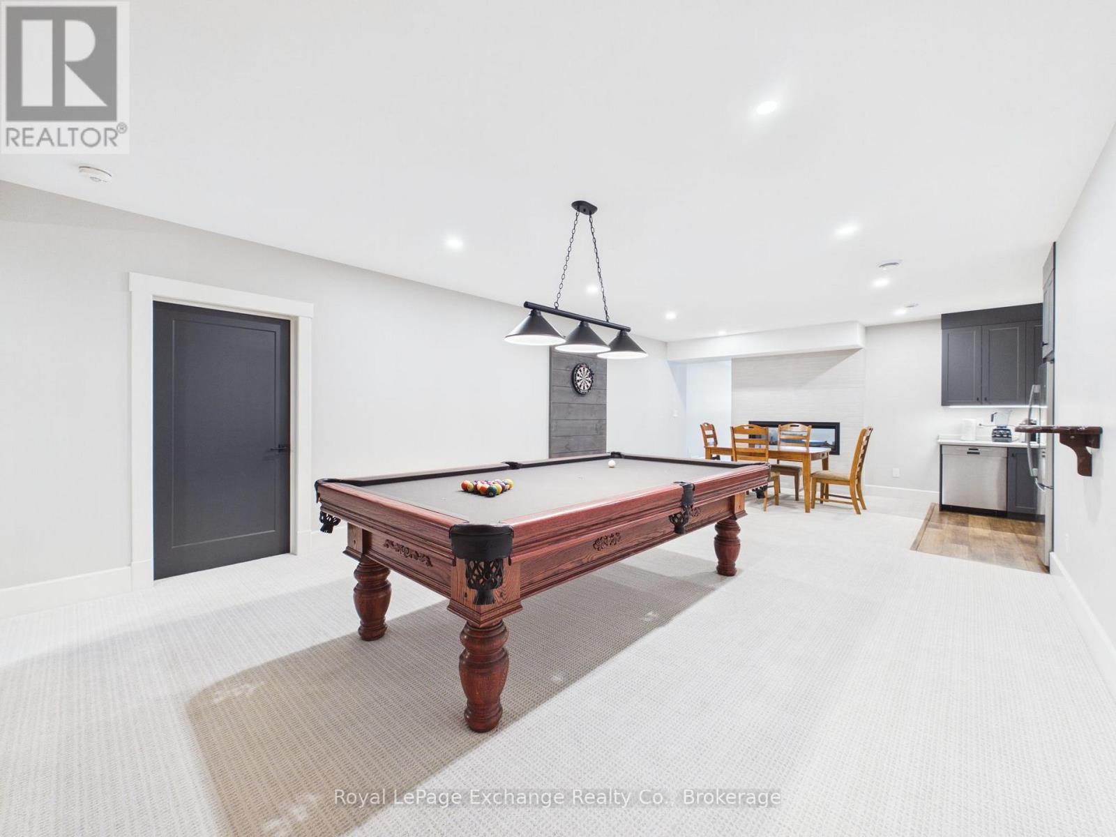 13 ROBBIE LANE - Image 29