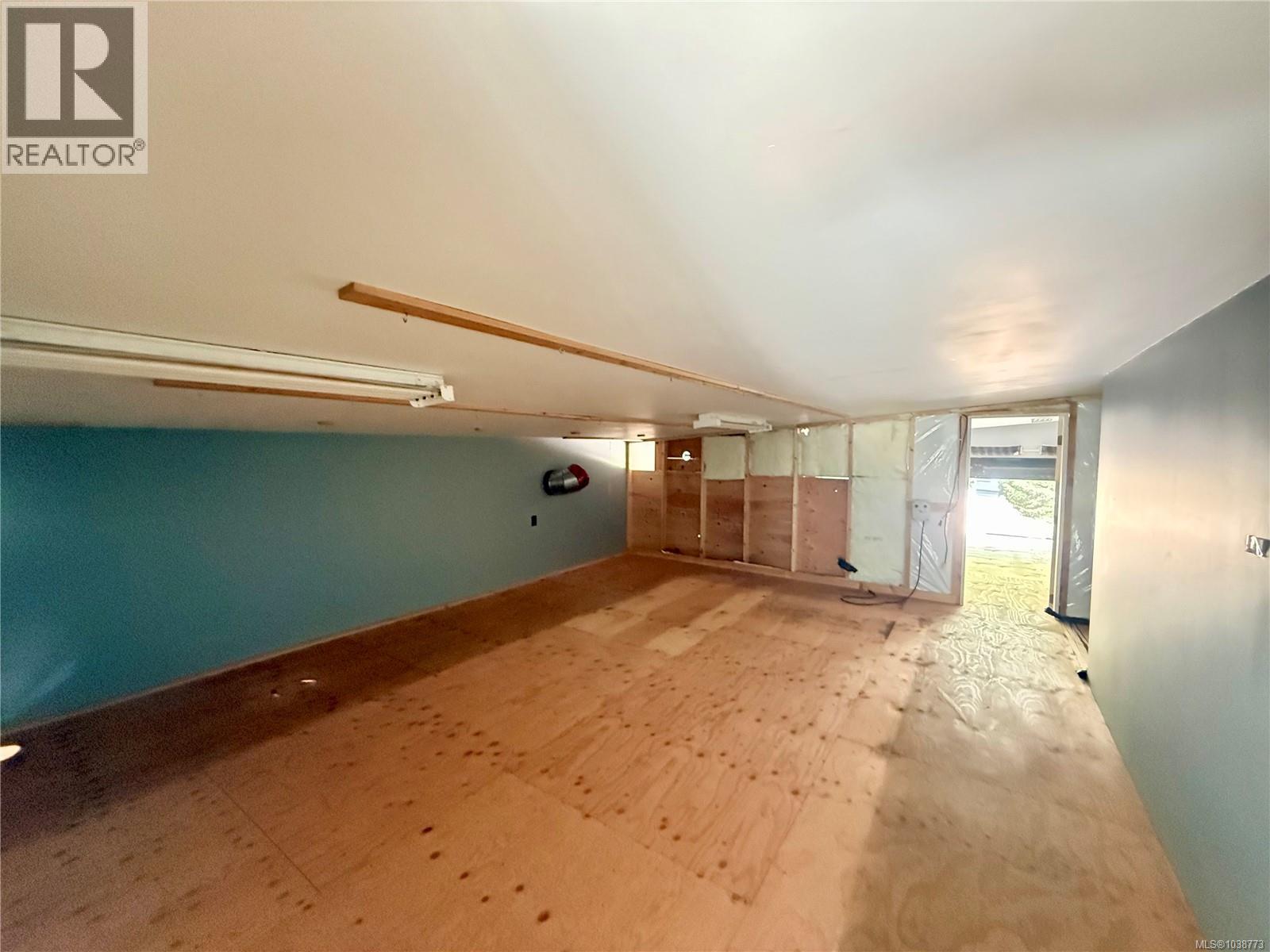 641 Annas Dr SW - 34