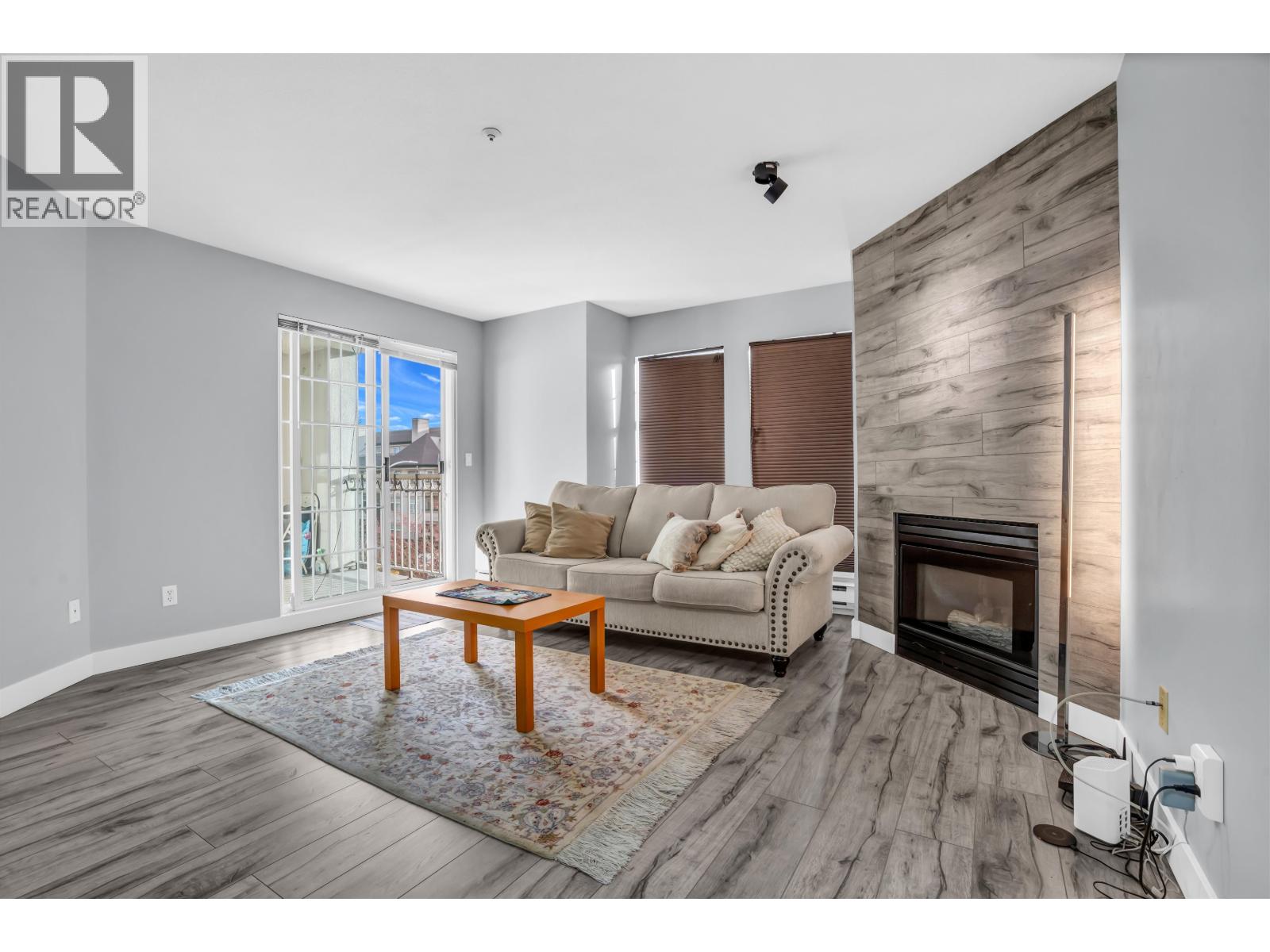 301 1655 GRANT AVENUE, Port Coquitlam