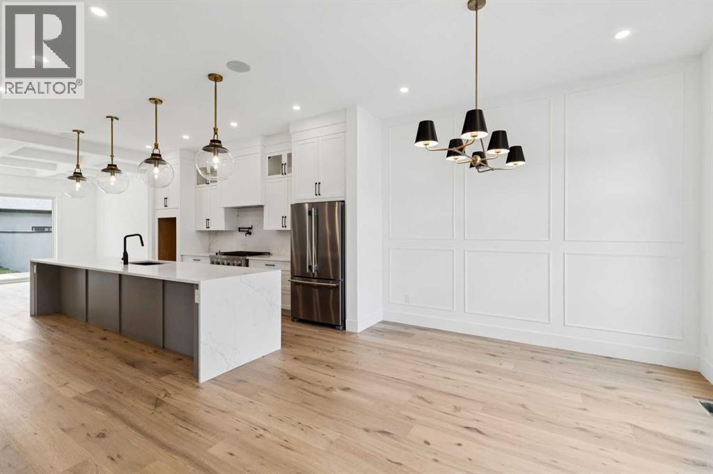 2607 5 Avenue NW - 5