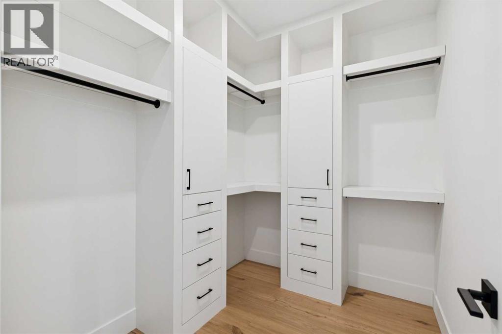 2607 5 Avenue NW - 27