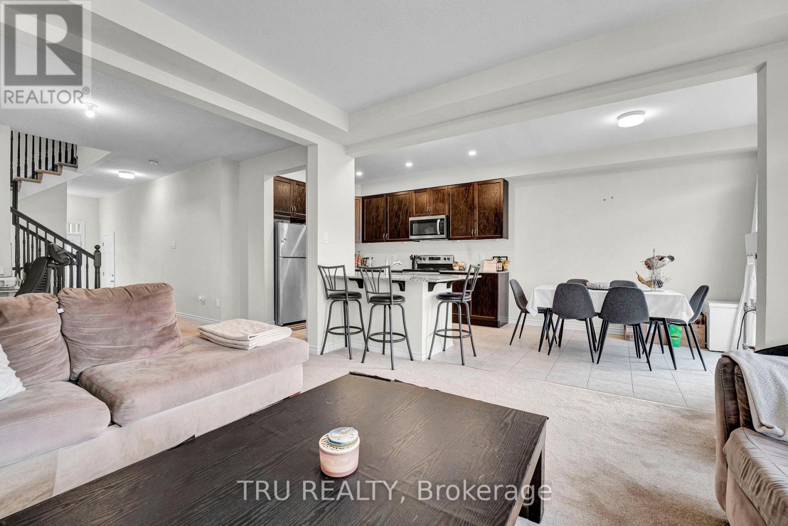 71 CASPIAN ROW - 10