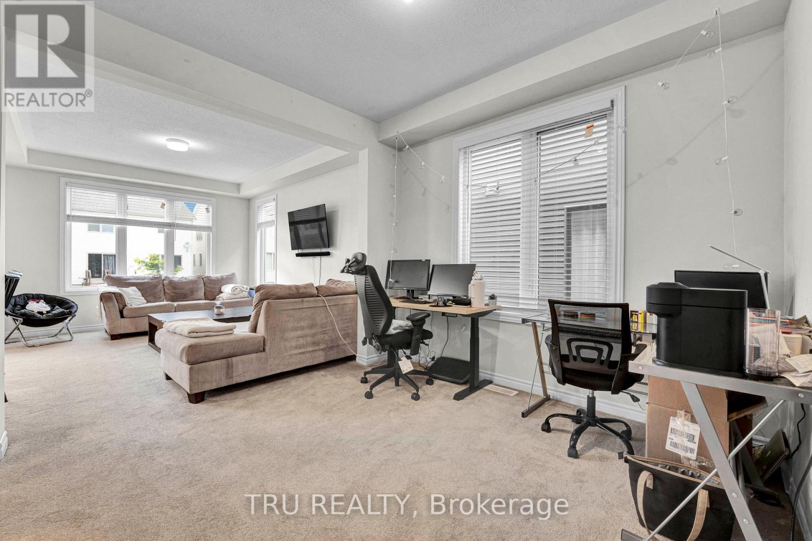 71 CASPIAN ROW - 5