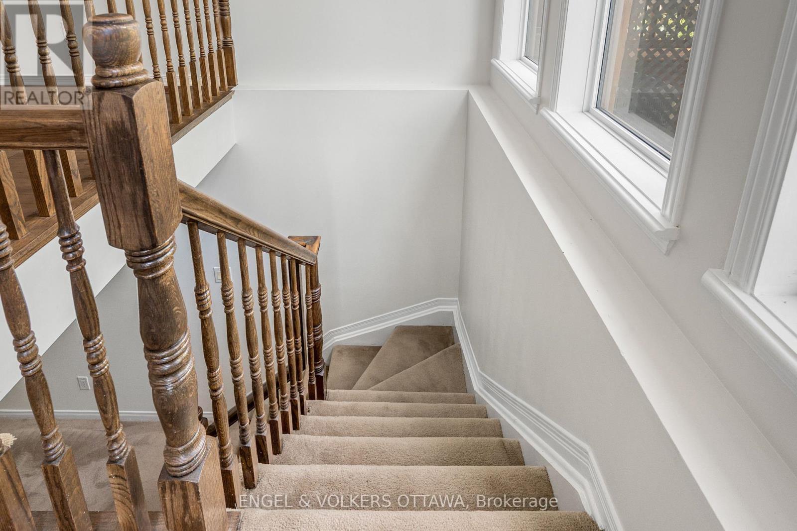 3 Bed, 3 Bath House for Rent in Ottawa – 729 NAKINA WAY, Ottawa – MLS# X13614436 - Image 39