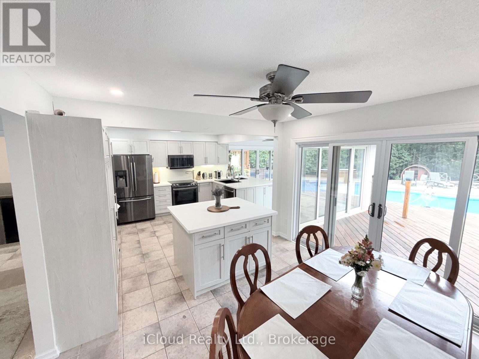 9 ANCHOR COURT - 6
