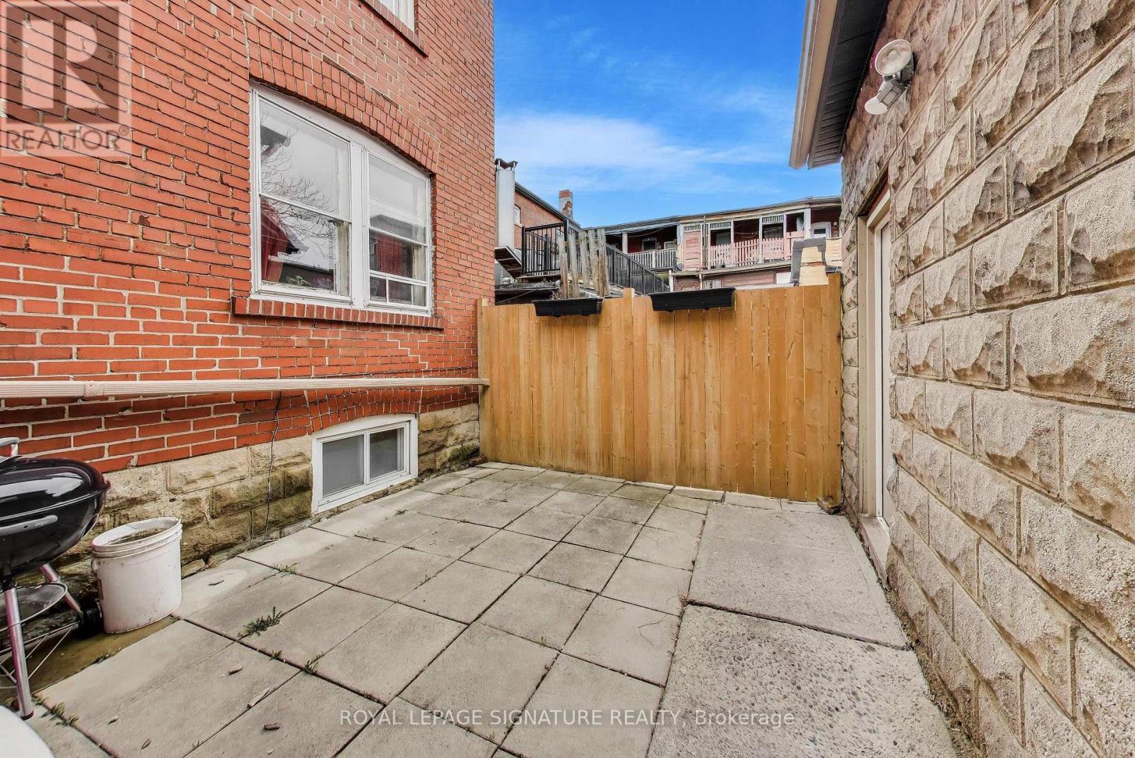 300 CONCORD AVENUE - 25
