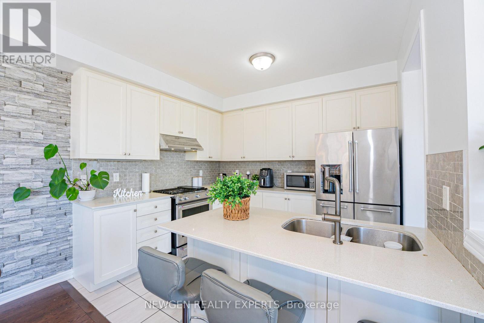 2 RANGEMORE ROAD - 17
