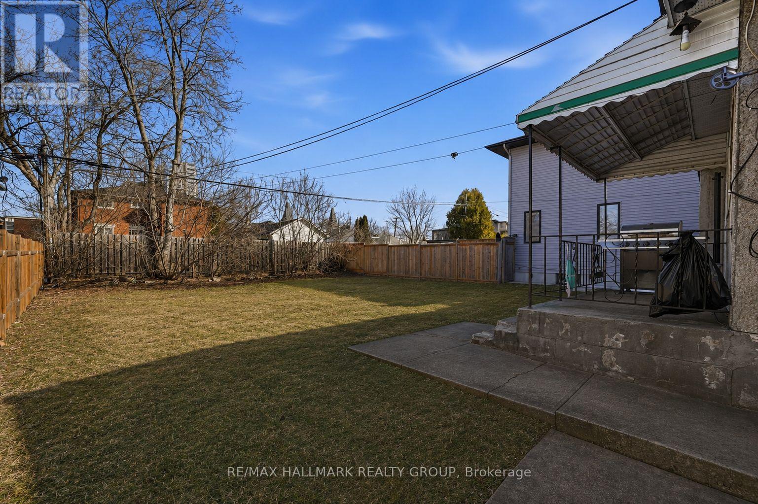 3 Bed, 2 Bath Multi-Family for Sale in Ottawa – 211 COLUMBUS AVENUE, Ottawa – MLS# X12930446 - Image 3