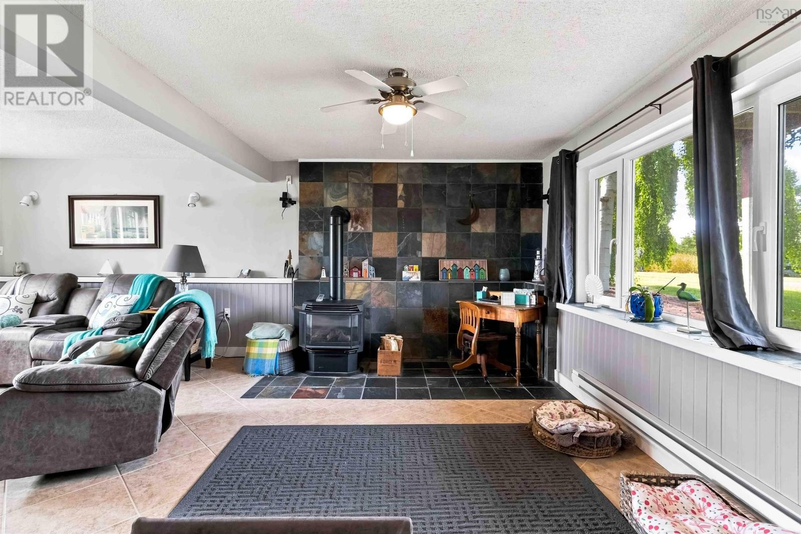 78 Fort Point Road - 33