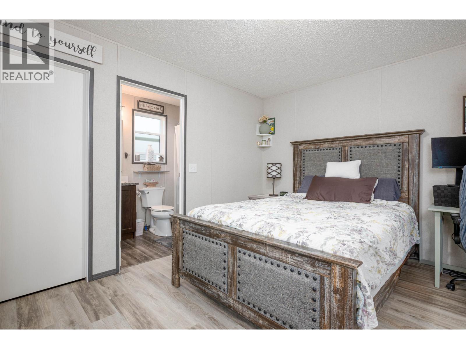 #13 8474 BUNCE ROAD - 6