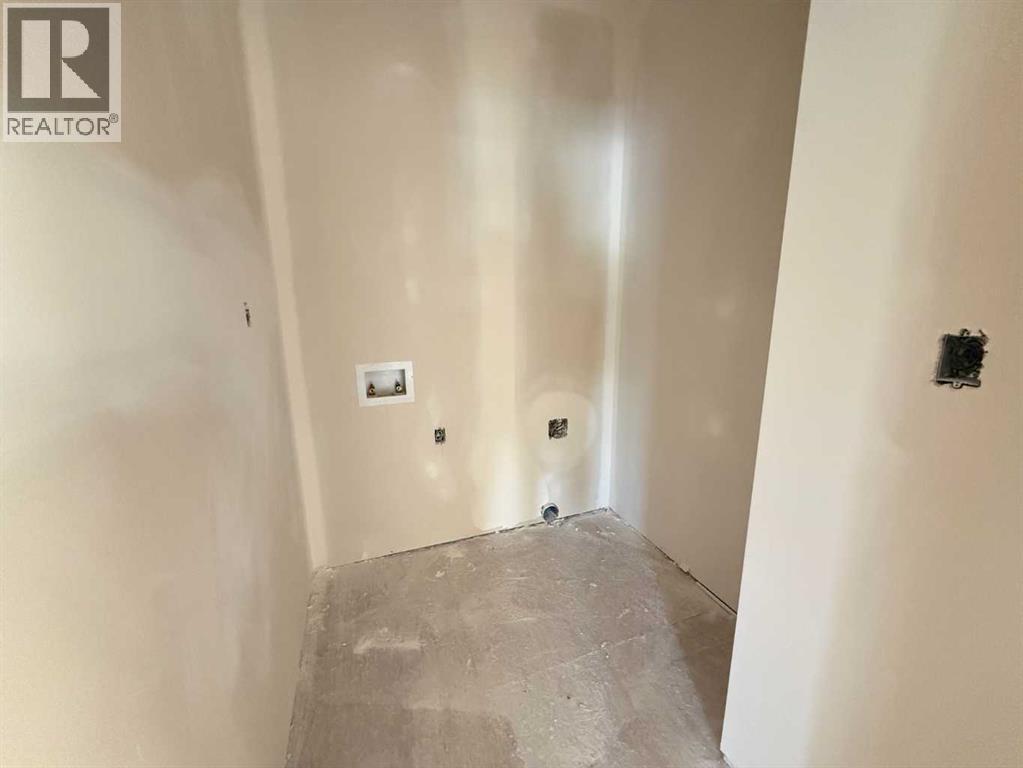 905 7 Avenue - Photo 10