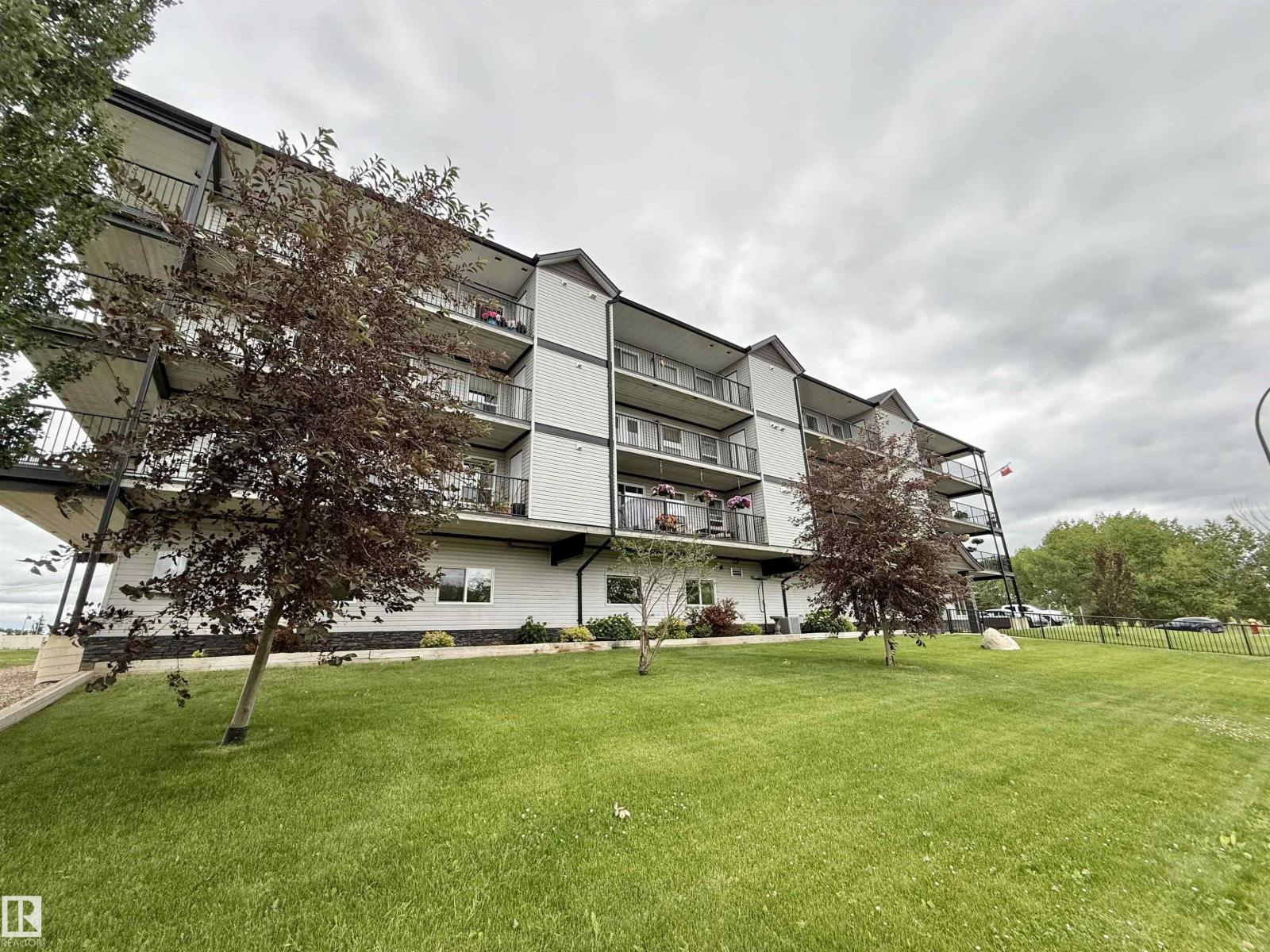 #208 4614A Lakeshore Drive - 46