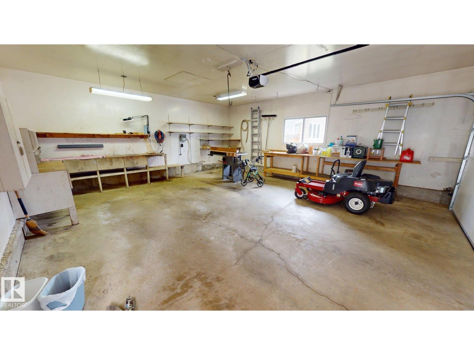 3536 105A ST NW - Image 36