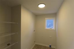 60 Dovetail Crescent, Winnipeg, MB R2C5W2 Photo 9