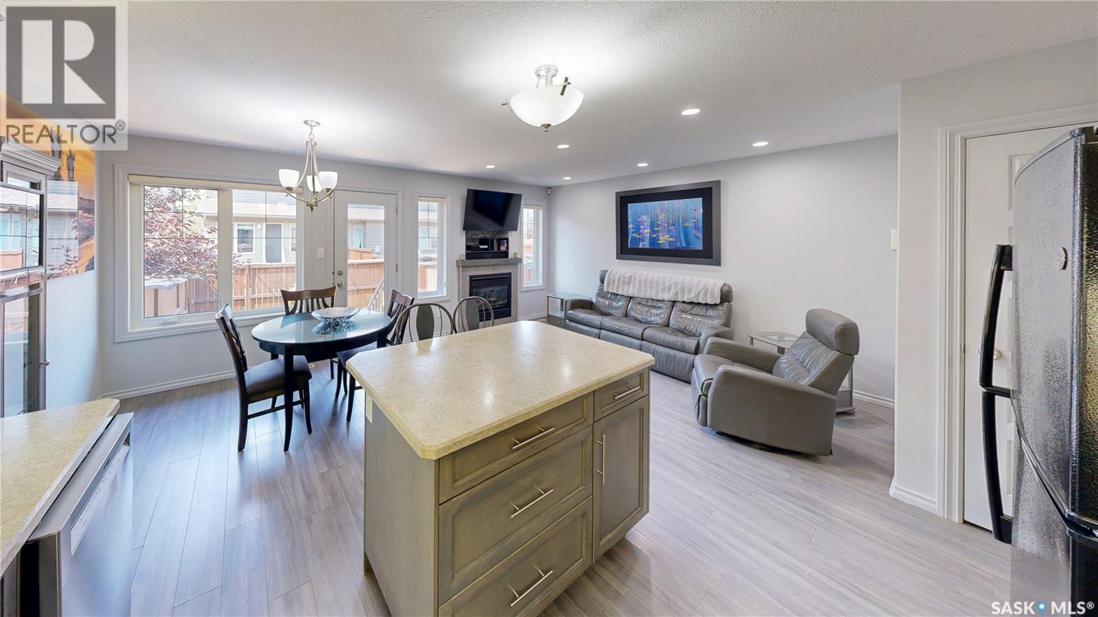 #134 4100 Sandhill CRESCENT - 15