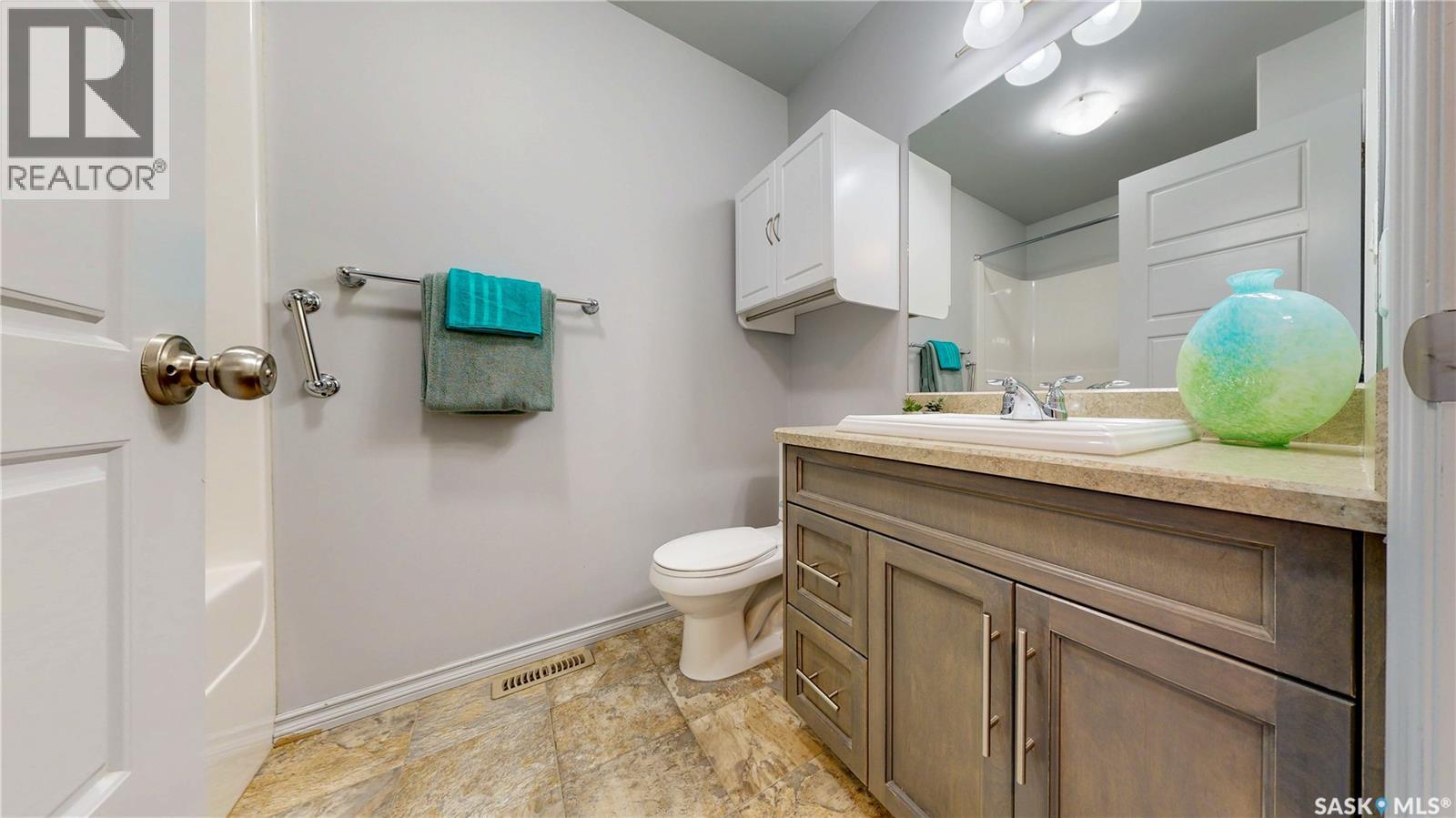 #134 4100 Sandhill CRESCENT - 25