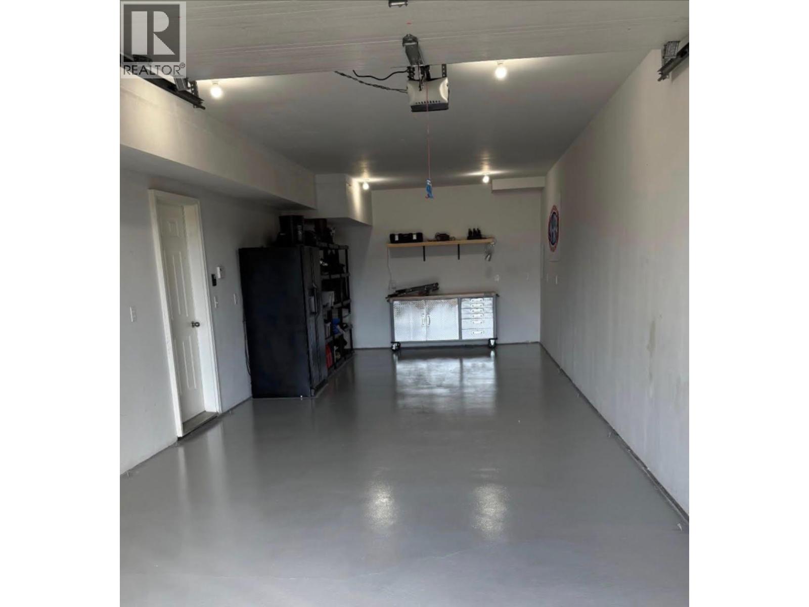 9315 Paradise Road - 3