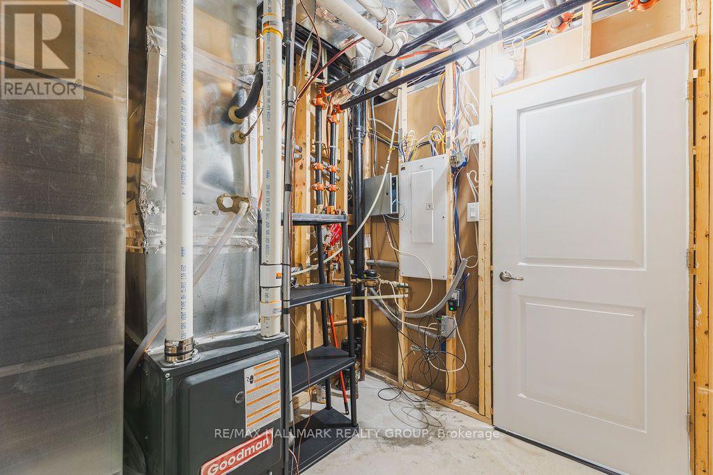 2 Bed, 1 Bath House for Rent in Ottawa – 535 OZAWA PRIVATE, Ottawa – MLS# X13553672 - Image 37