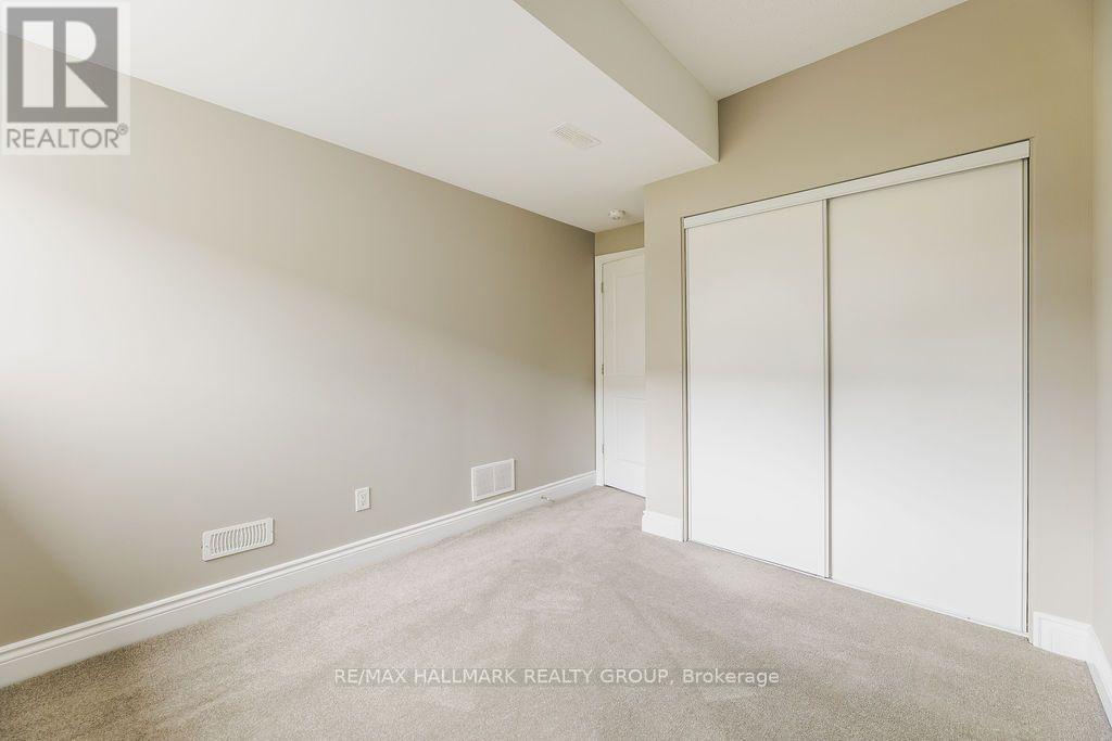 2 Bed, 1 Bath House for Rent in Ottawa – 535 OZAWA PRIVATE, Ottawa – MLS# X13553672 - Image 27