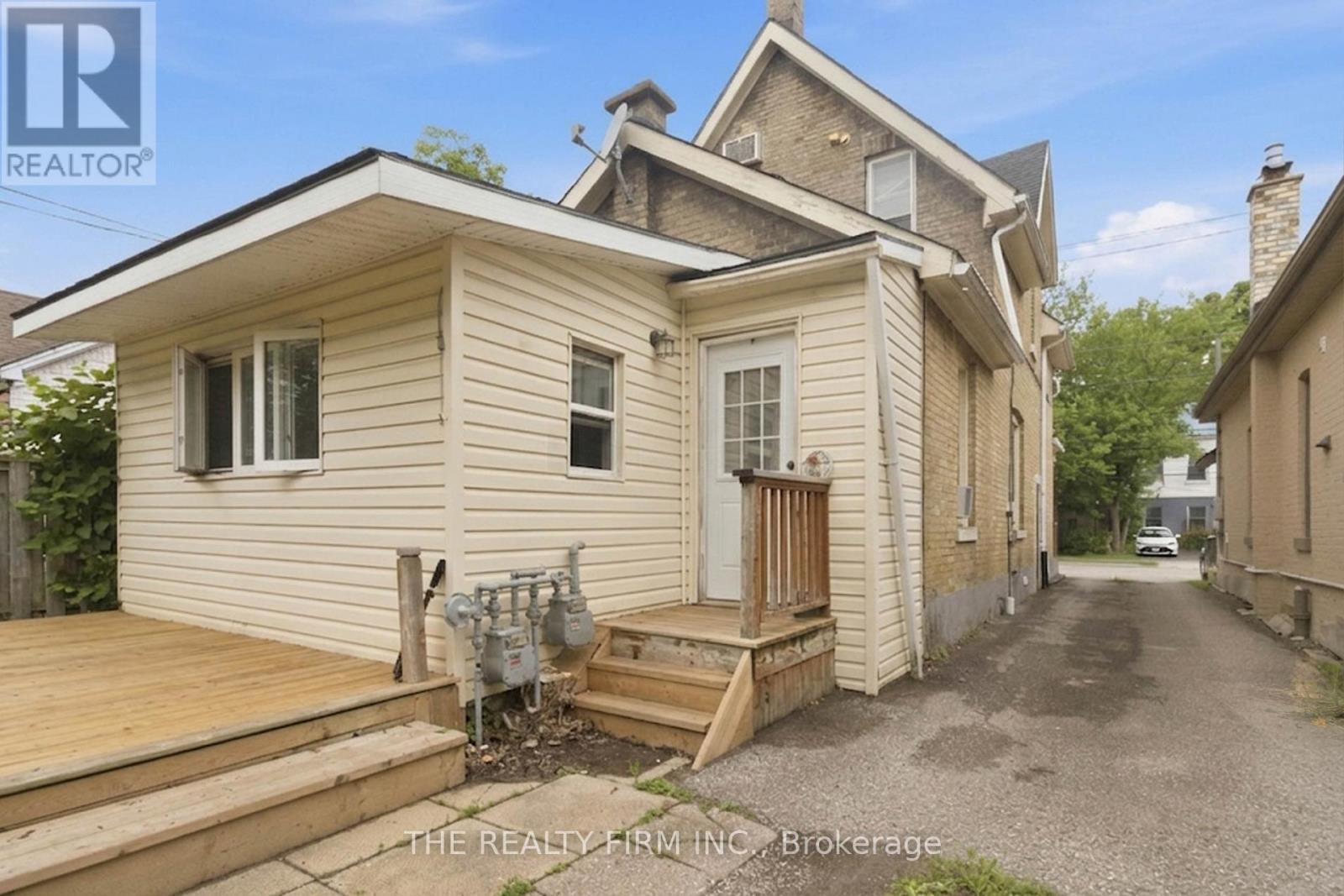 631 ELIAS STREET - Image 17