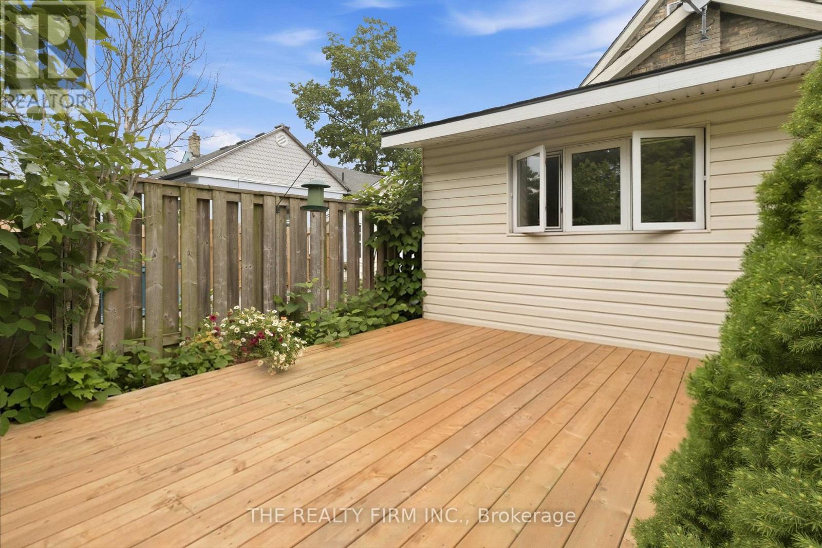 631 ELIAS STREET - Image 18