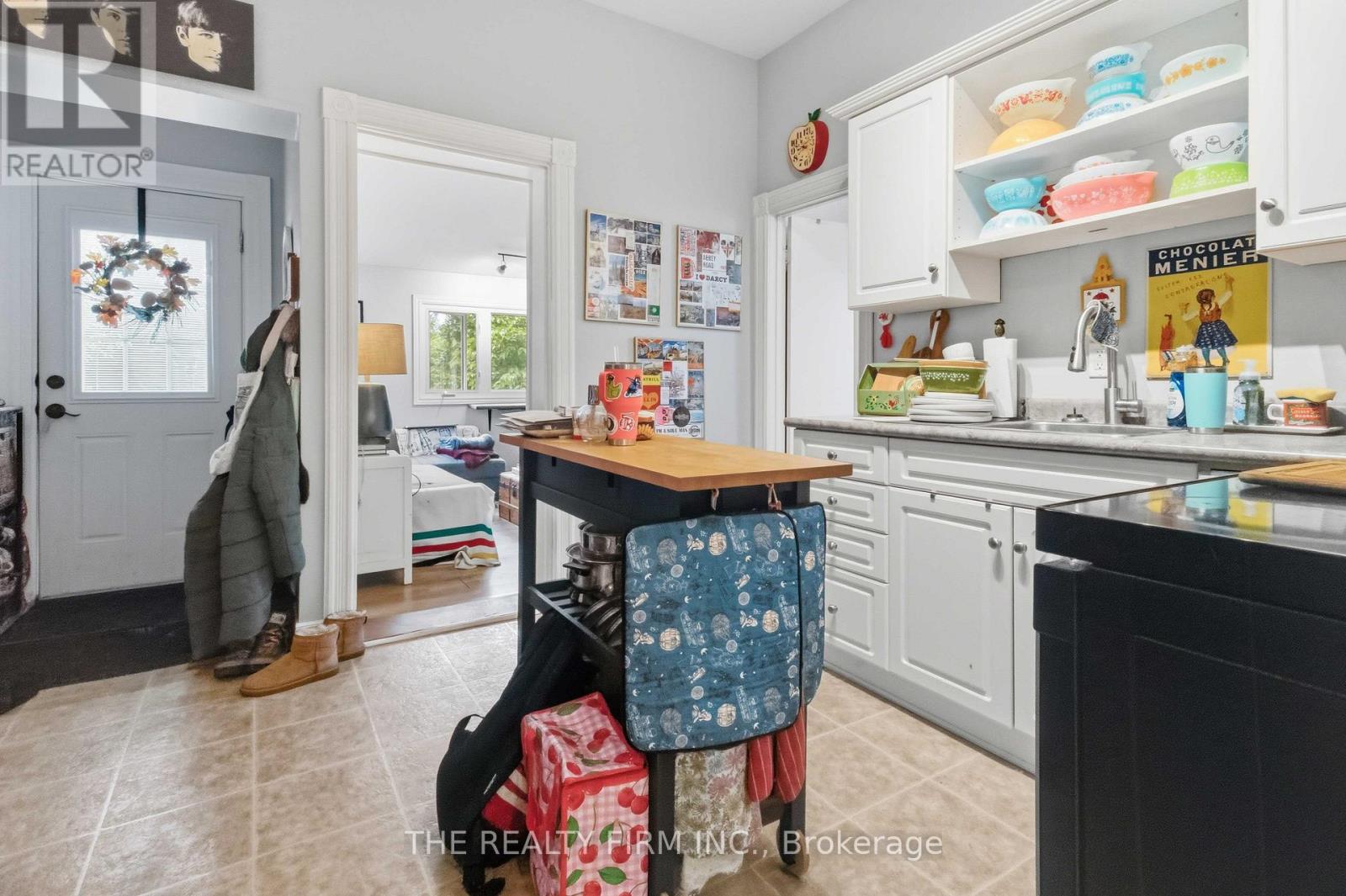 631 ELIAS STREET - Image 23