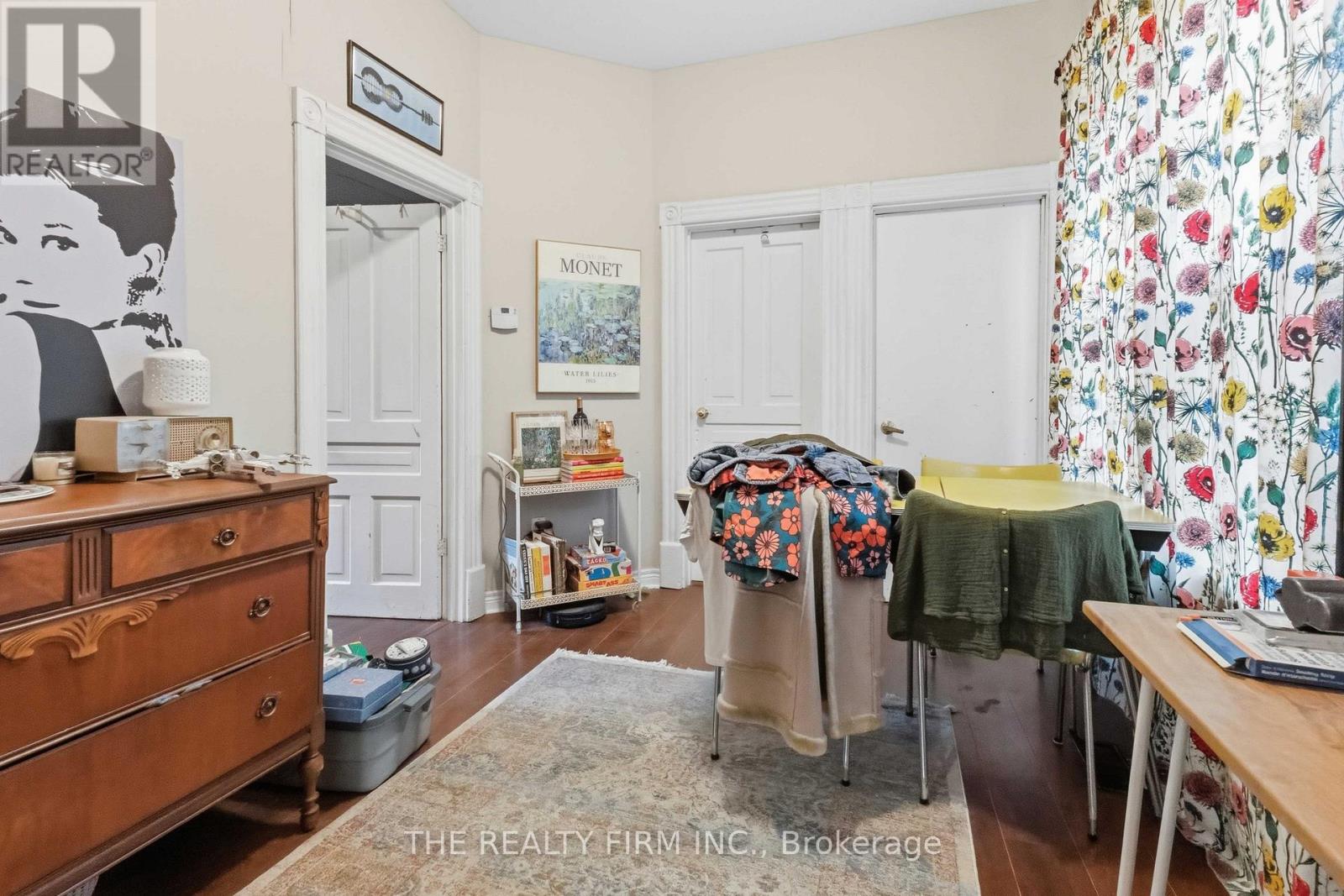 631 ELIAS STREET - 33