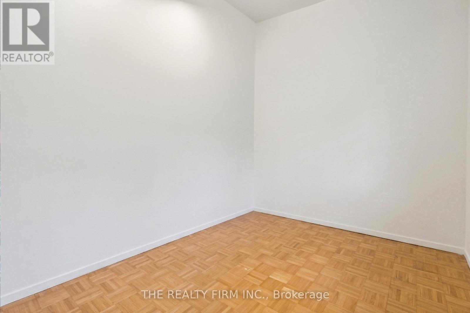 631 ELIAS STREET - 7