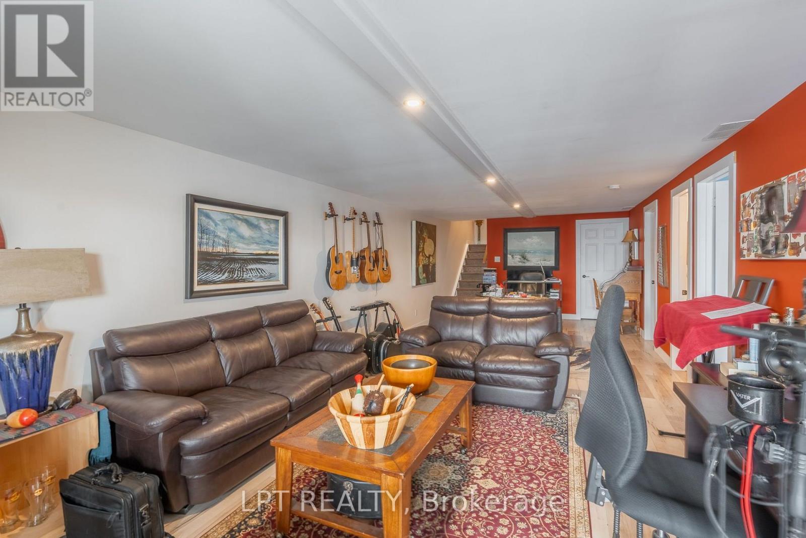 #20 90 ONTARIO STREET S - Image 19