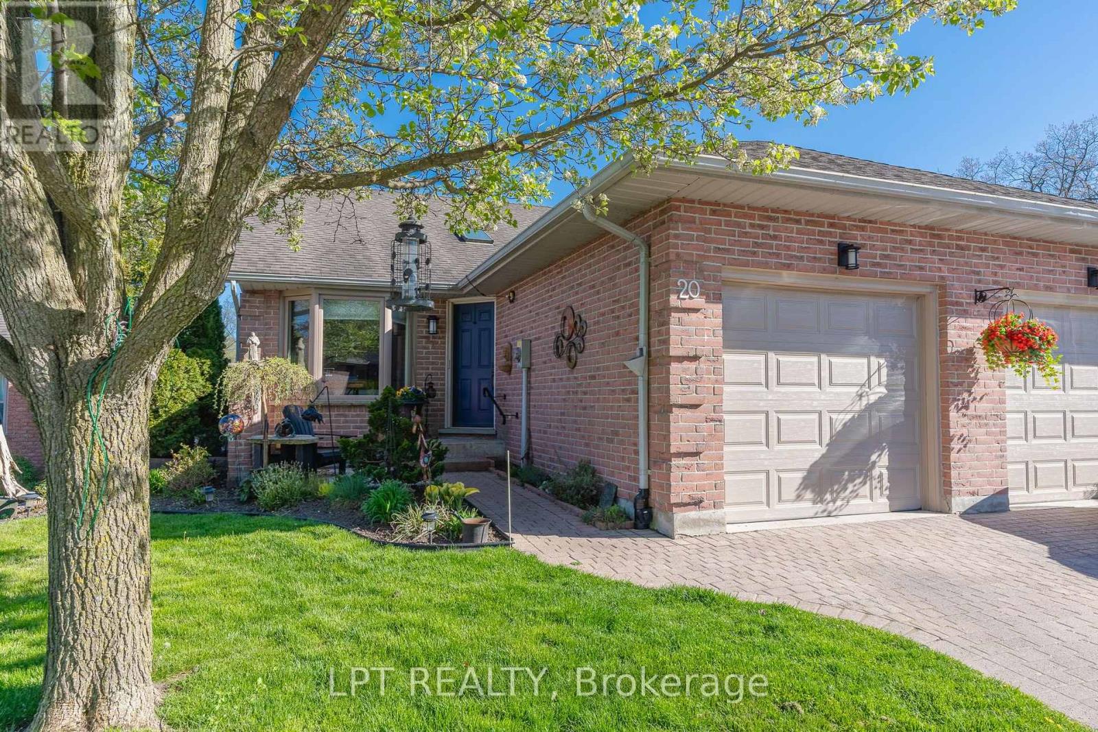 #20 90 ONTARIO STREET S - Image 3