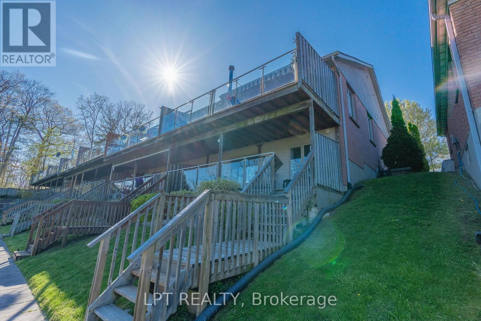 #20 90 ONTARIO STREET S - Image 39